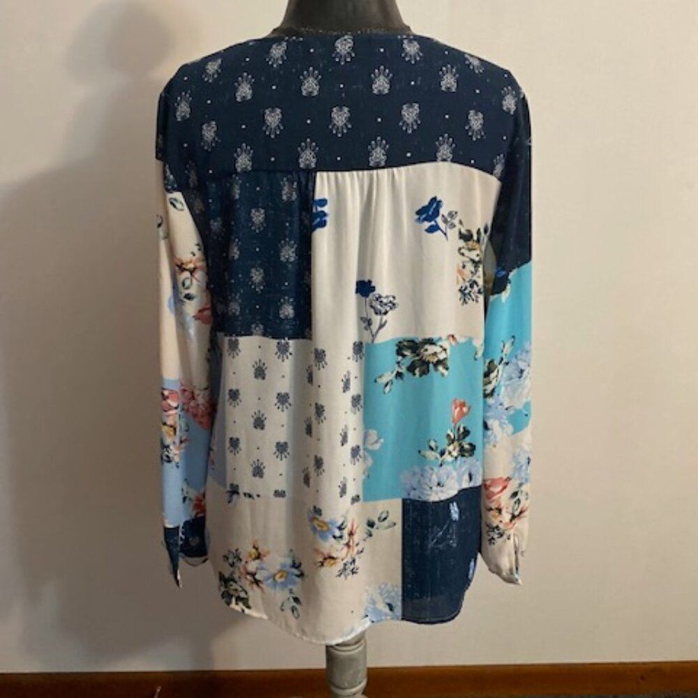 Daniel Rainn Patchwork Roll Tab Sleeves Peasant B… - image 2